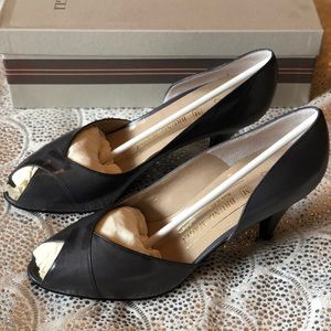 Bruno Magali grey heel